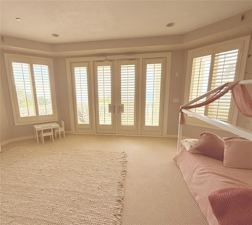 待售: $19,750,000 (6 贝兹, 6 浴室, 9328 平方英尺)