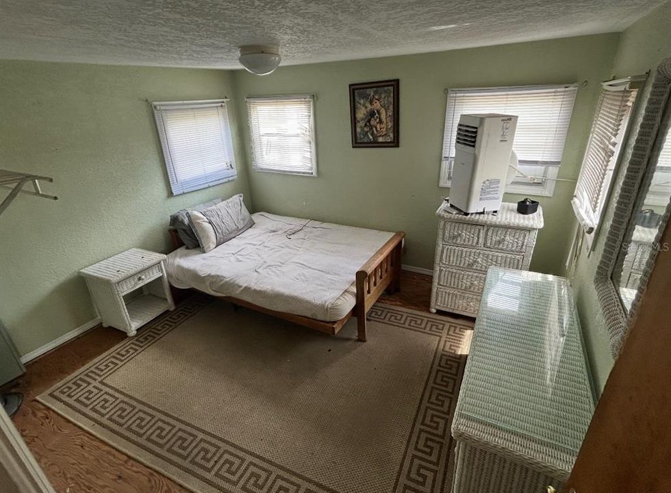 Activo con contrato: $124,900 (2 camas, 1 baños, 672 Pies cuadrados)