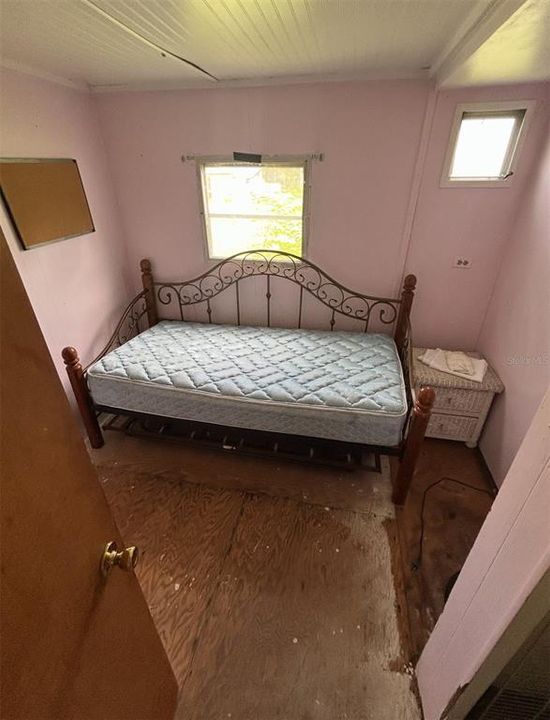 Activo con contrato: $124,900 (2 camas, 1 baños, 672 Pies cuadrados)