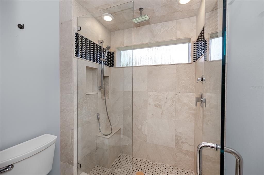 For Sale: $945,000 (5 beds, 3 baths, 3140 Square Feet)