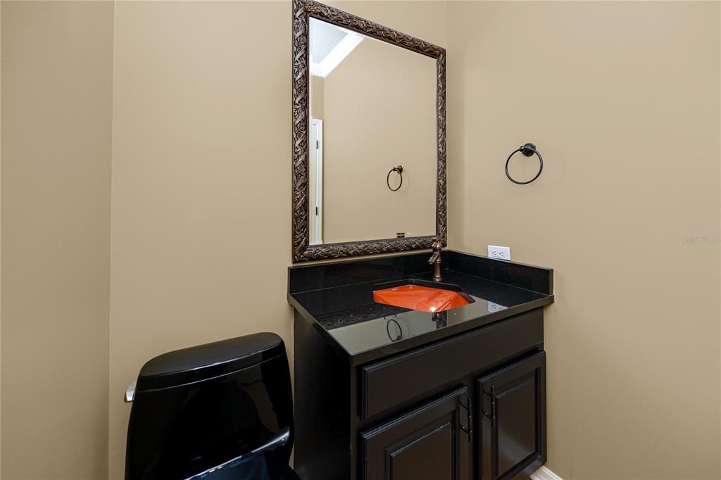 For Sale: $945,000 (5 beds, 3 baths, 3140 Square Feet)