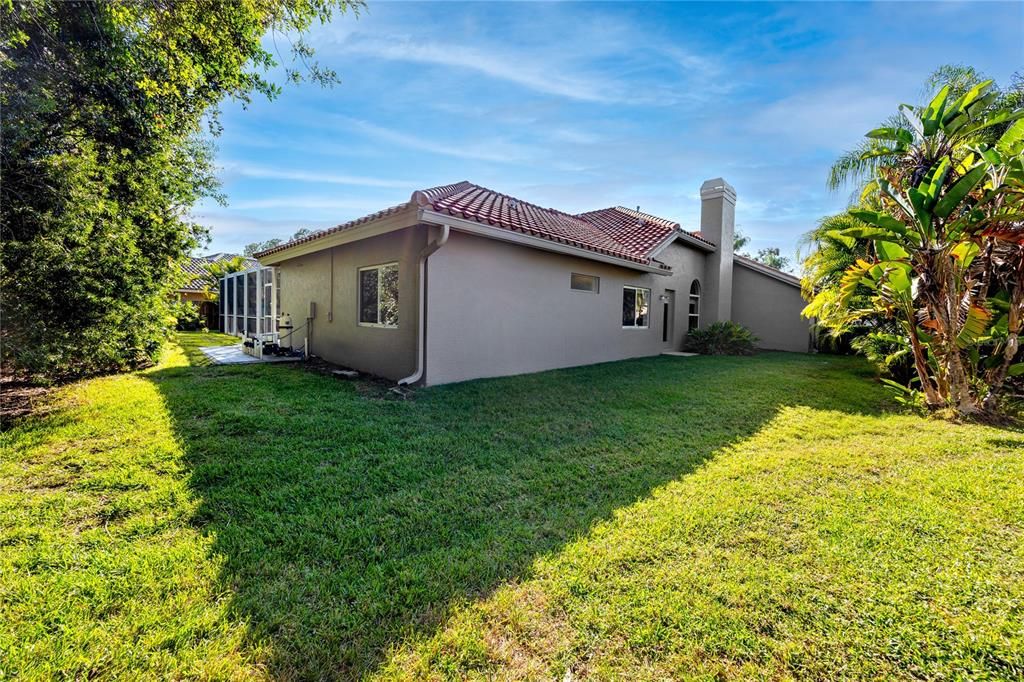 For Sale: $945,000 (5 beds, 3 baths, 3140 Square Feet)