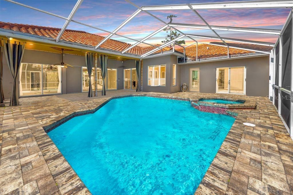 For Sale: $945,000 (5 beds, 3 baths, 3140 Square Feet)