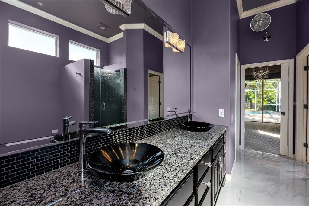 For Sale: $945,000 (5 beds, 3 baths, 3140 Square Feet)