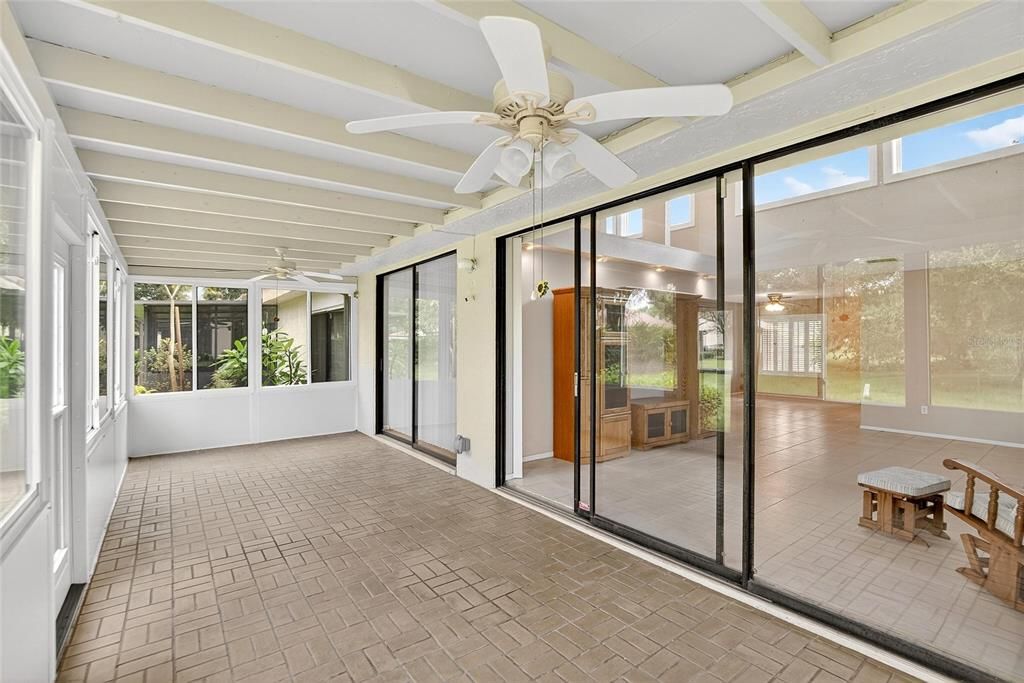 合同活跃: $268,500 (2 贝兹, 2 浴室, 1581 平方英尺)