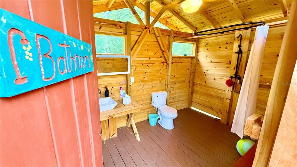 For Sale: $679,900 (4 beds, 3 baths, 2295 Square Feet)