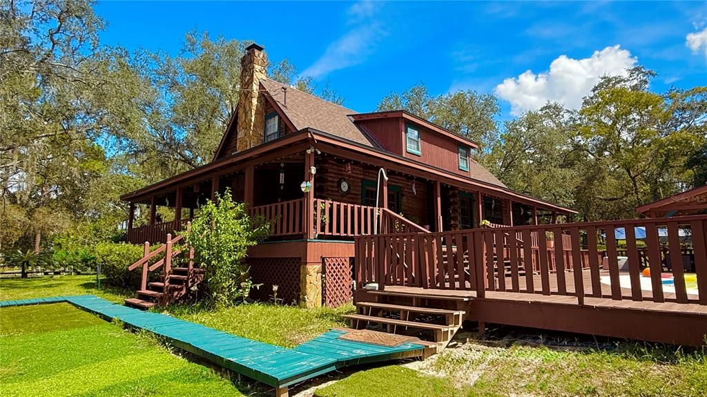 For Sale: $679,900 (4 beds, 3 baths, 2295 Square Feet)