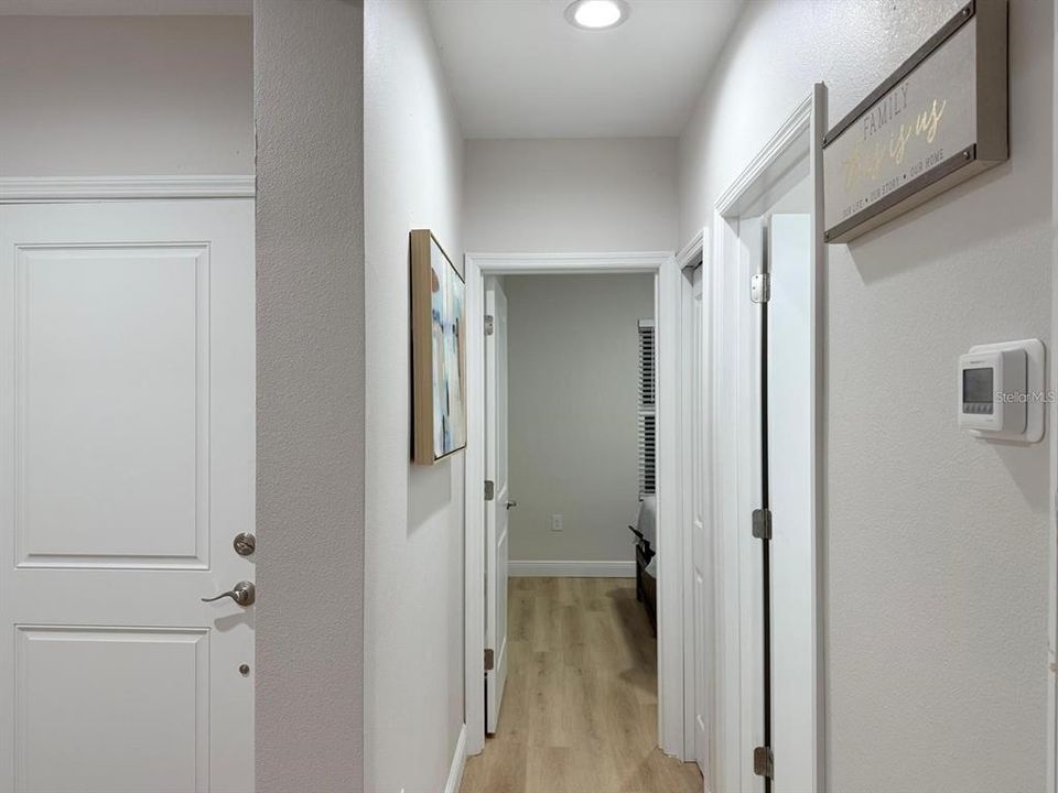 For Sale: $317,000 (6 beds, 0 baths, 2324 Square Feet)