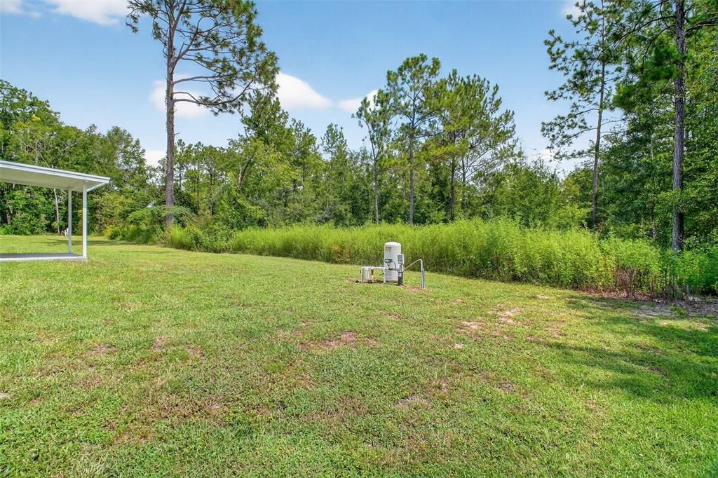 Active With Contract: $237,400 (3 beds, 2 baths, 1053 Square Feet)