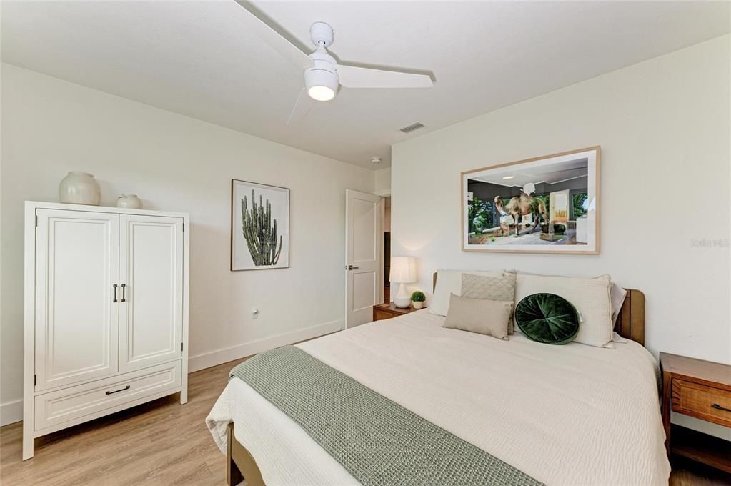 For Rent: $5,475 (2 beds, 2 baths, 1200 Square Feet)