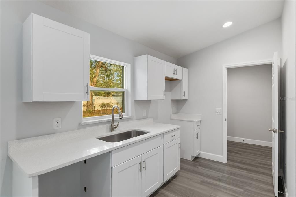 For Sale: $209,900 (3 beds, 2 baths, 1127 Square Feet)