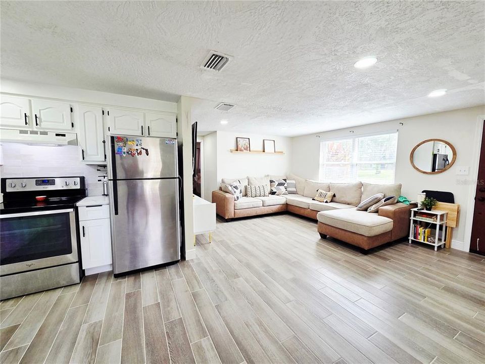 En Venta: $239,900 (2 camas, 1 baños, 768 Pies cuadrados)