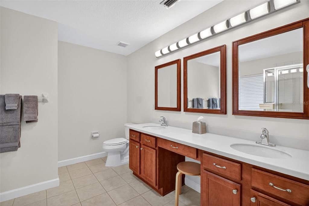 For Sale: $385,000 (3 beds, 2 baths, 1473 Square Feet)