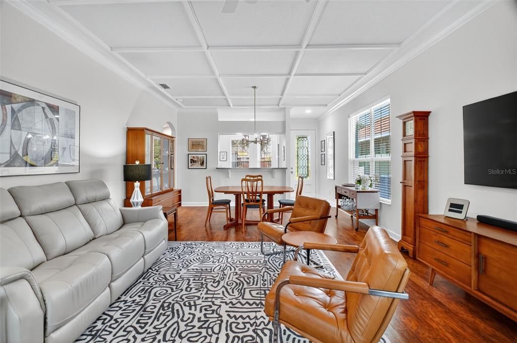 For Sale: $385,000 (3 beds, 2 baths, 1473 Square Feet)