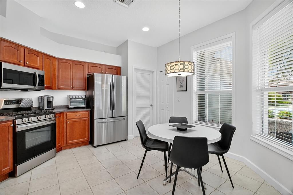 For Sale: $385,000 (3 beds, 2 baths, 1473 Square Feet)