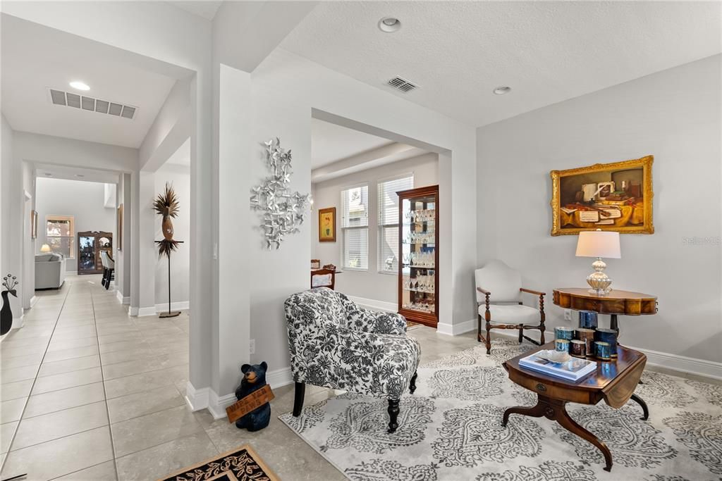 For Sale: $900,000 (5 beds, 3 baths, 3904 Square Feet)