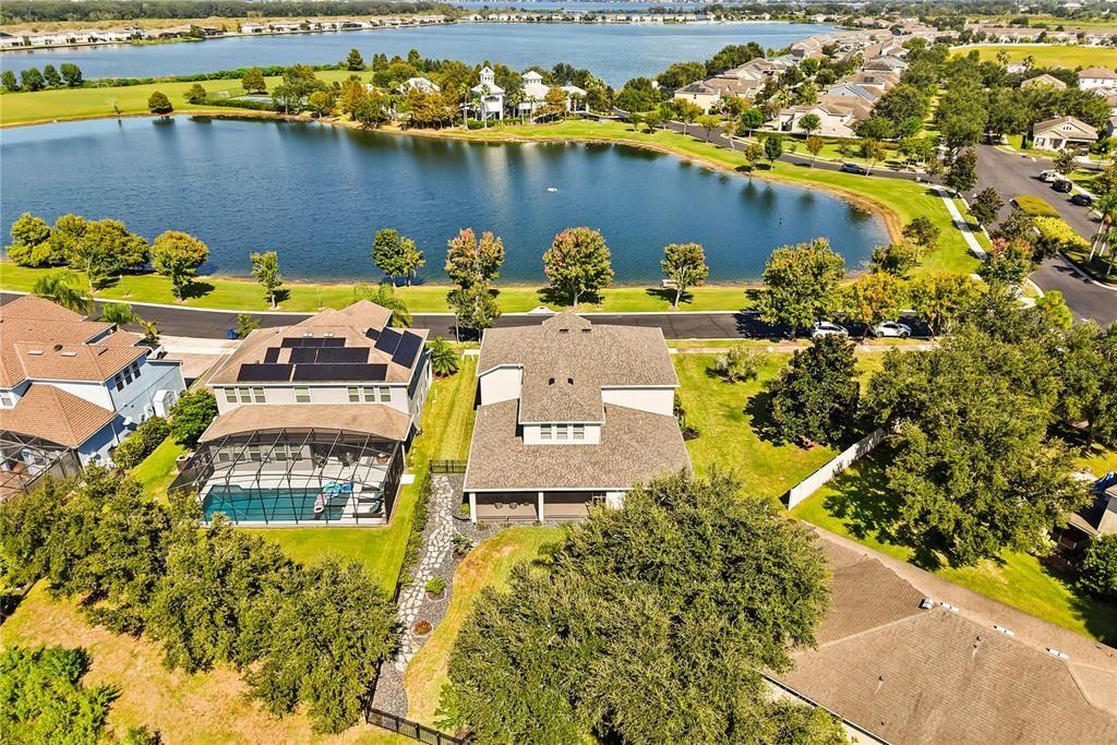 For Sale: $900,000 (5 beds, 3 baths, 3904 Square Feet)