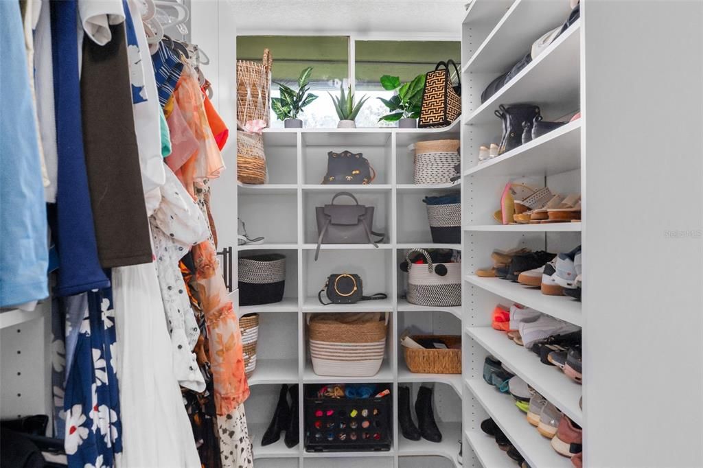 待售: $799,900 (5 贝兹, 3 浴室, 3846 平方英尺)