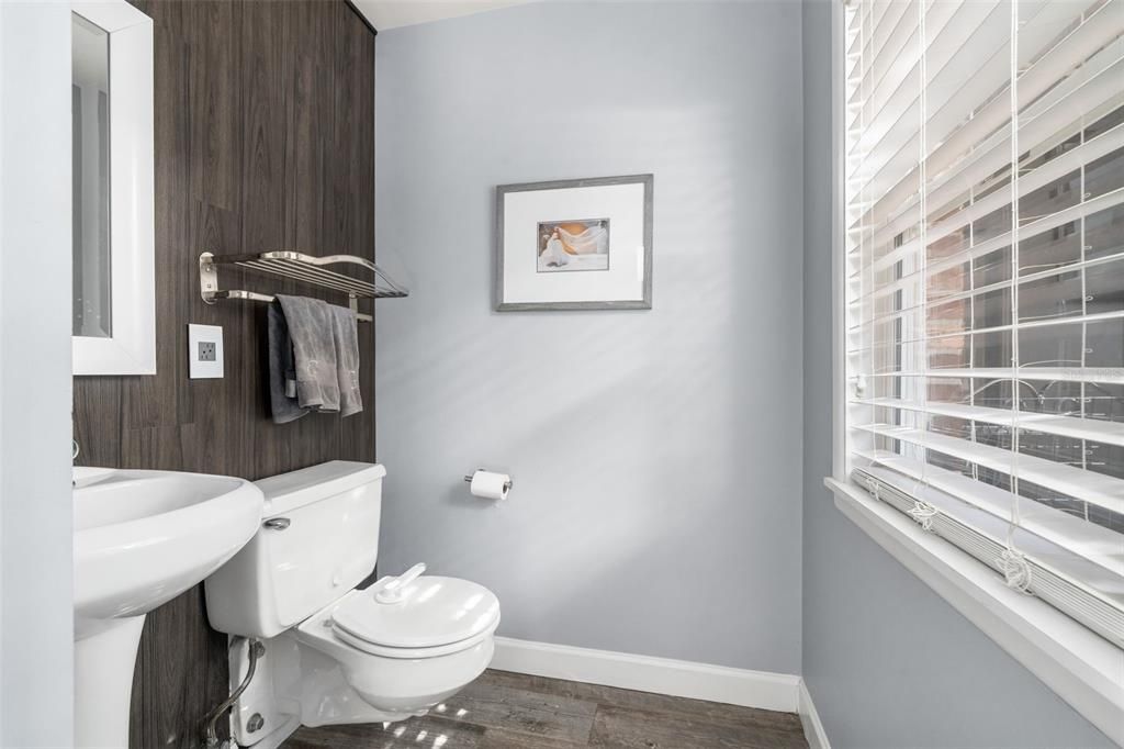 待售: $799,900 (5 贝兹, 3 浴室, 3846 平方英尺)