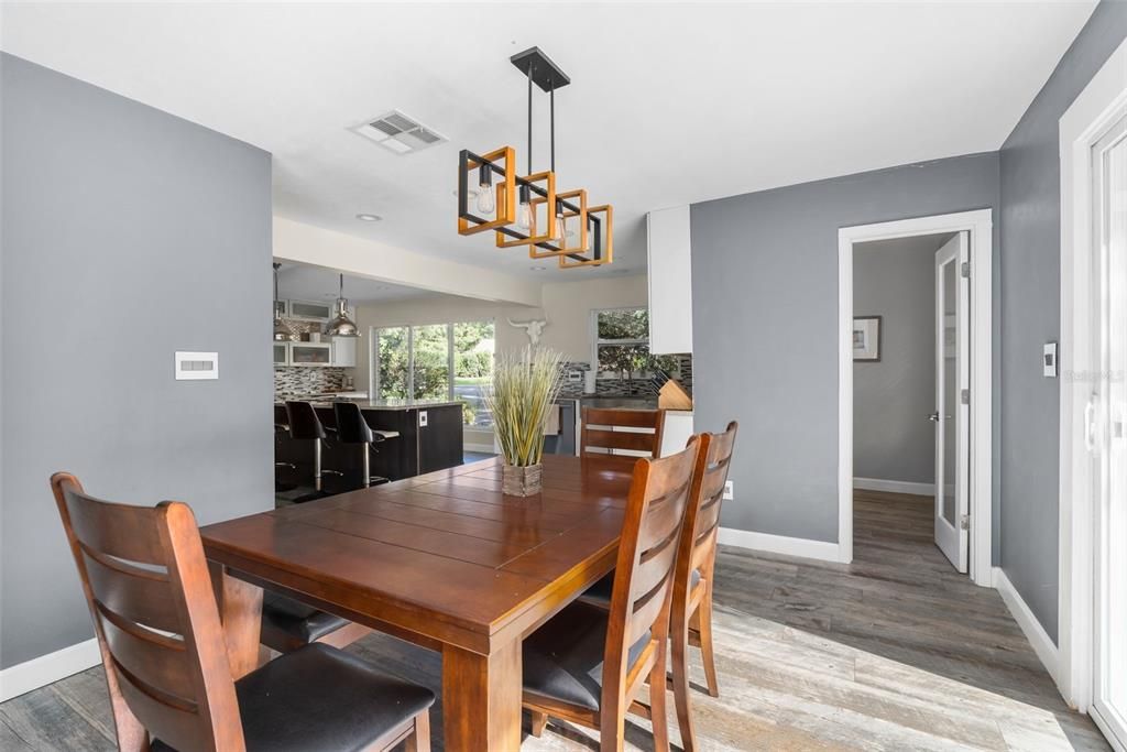 待售: $799,900 (5 贝兹, 3 浴室, 3846 平方英尺)