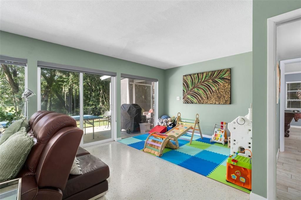 待售: $799,900 (5 贝兹, 3 浴室, 3846 平方英尺)