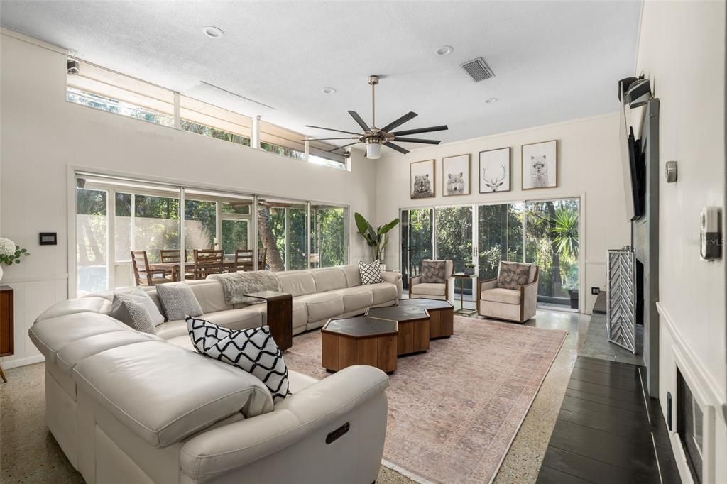 待售: $799,900 (5 贝兹, 3 浴室, 3846 平方英尺)