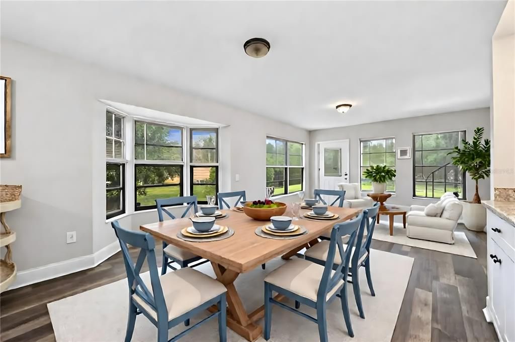 待售: $372,500 (4 贝兹, 3 浴室, 2433 平方英尺)