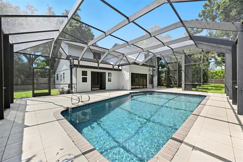 待售: $372,500 (4 贝兹, 3 浴室, 2433 平方英尺)