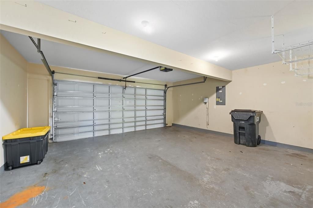 待售: $372,500 (4 贝兹, 3 浴室, 2433 平方英尺)