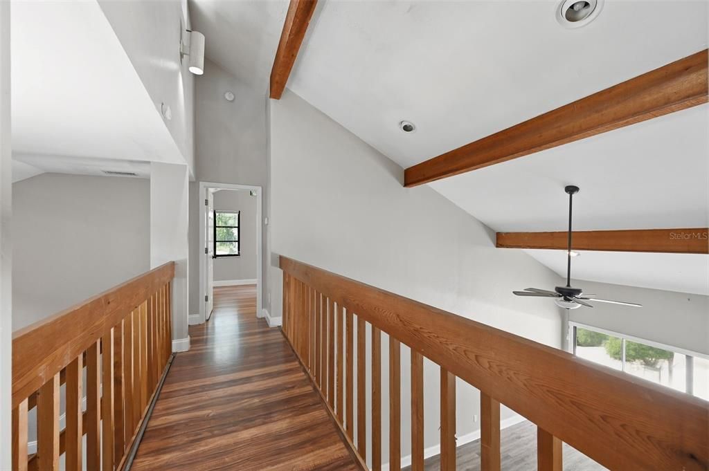 待售: $372,500 (4 贝兹, 3 浴室, 2433 平方英尺)