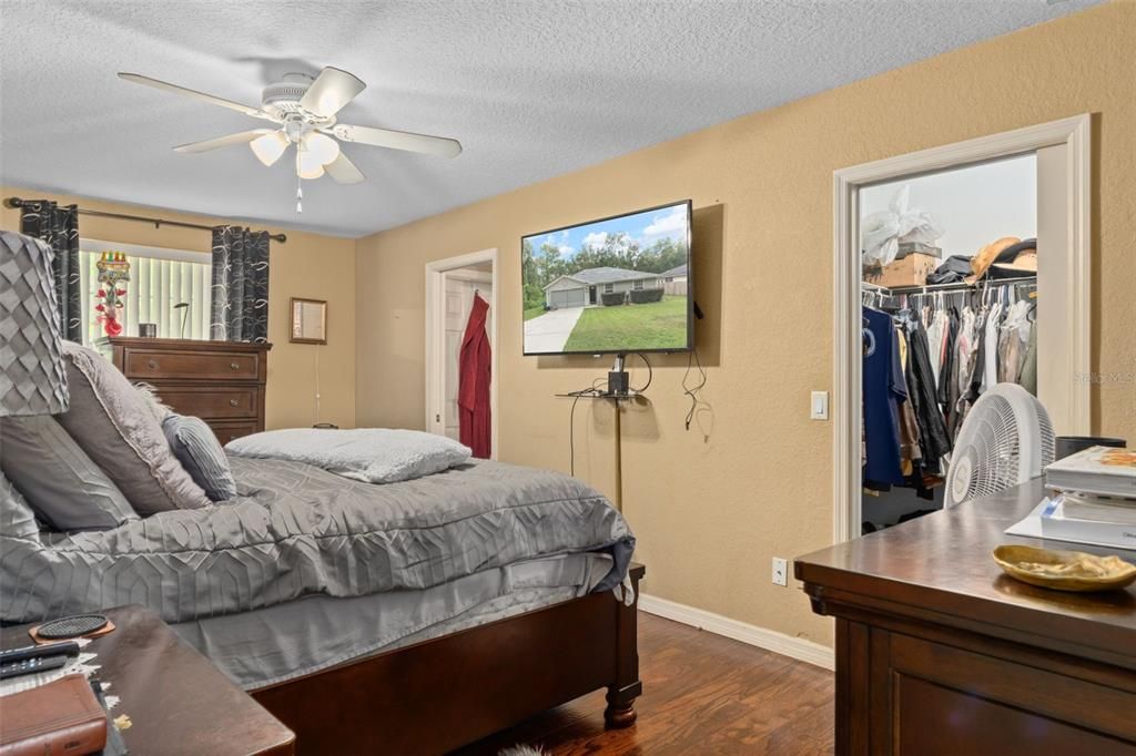 待售: $263,900 (3 贝兹, 2 浴室, 1340 平方英尺)