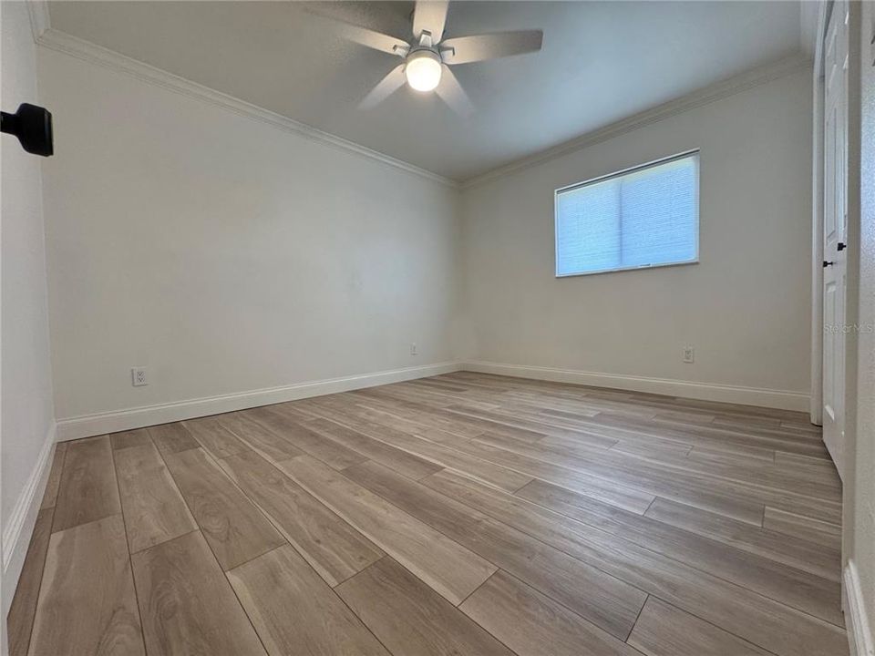 合同活跃: $464,900 (3 贝兹, 2 浴室, 2013 平方英尺)