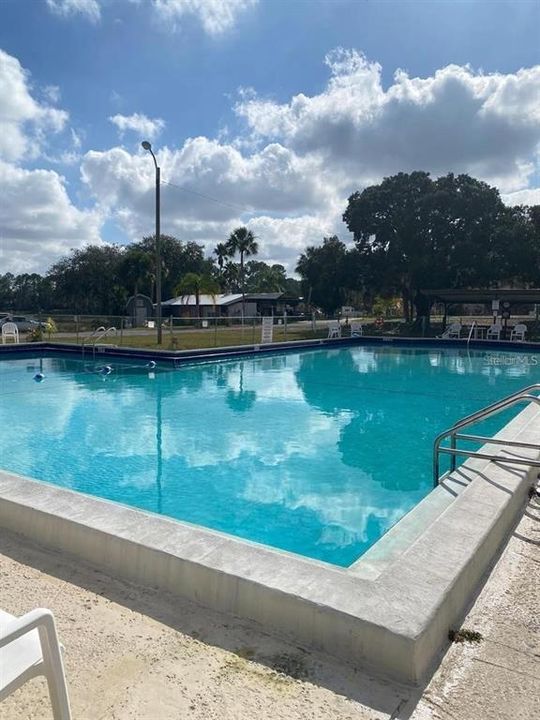 出租: $1,100 (1 贝兹, 1 浴室, 768 平方英尺)