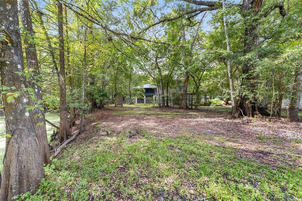 For Sale: $225,000 (2 beds, 2 baths, 1200 Square Feet)