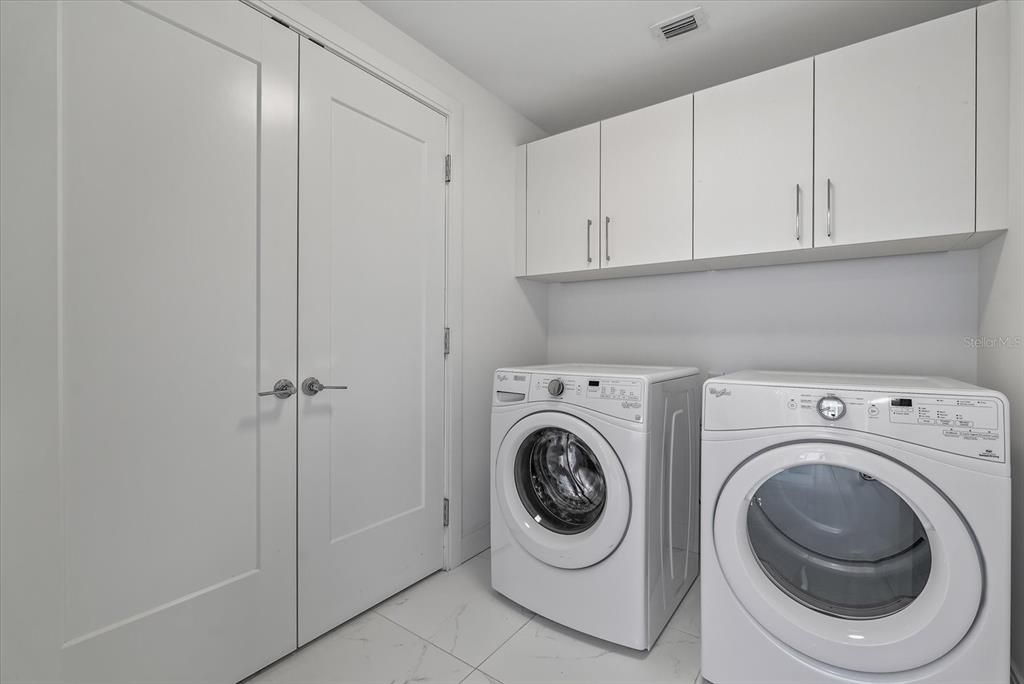 En Venta: $1,750,000 (2 camas, 2 baños, 1765 Pies cuadrados)