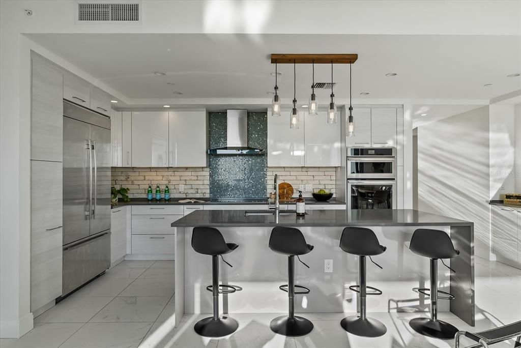 En Venta: $1,750,000 (2 camas, 2 baños, 1765 Pies cuadrados)