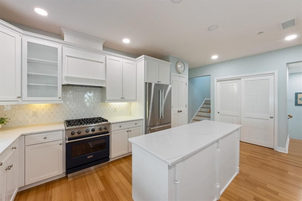 For Sale: $2,799,000 (3 beds, 3 baths, 2352 Square Feet)