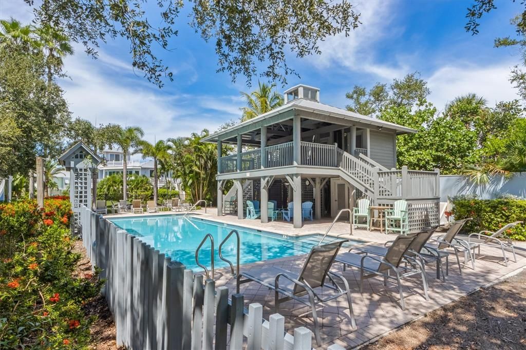 For Sale: $2,799,000 (3 beds, 3 baths, 2352 Square Feet)