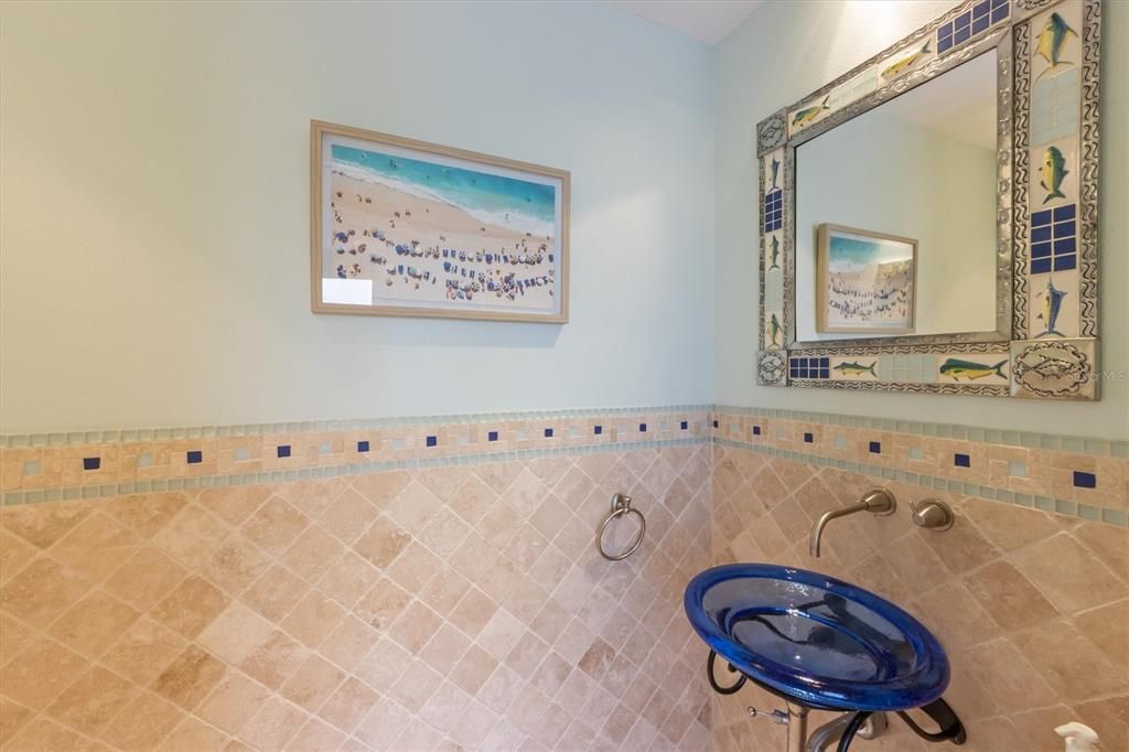 For Sale: $2,799,000 (3 beds, 3 baths, 2352 Square Feet)