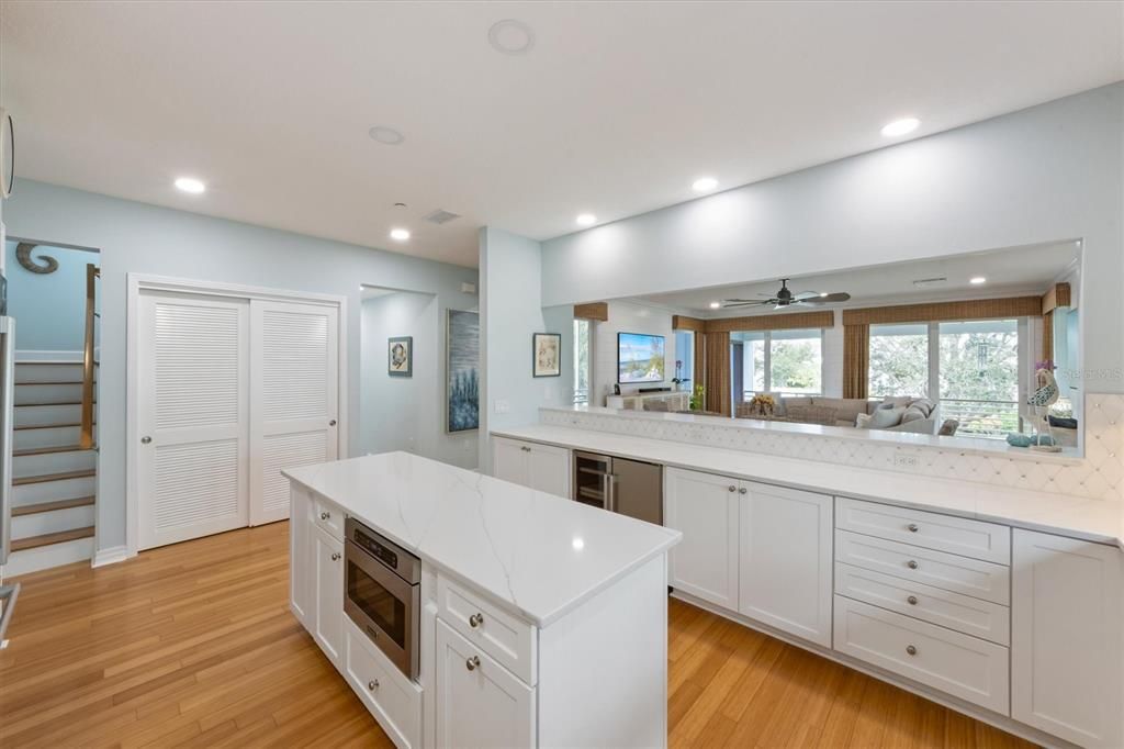 For Sale: $2,799,000 (3 beds, 3 baths, 2352 Square Feet)