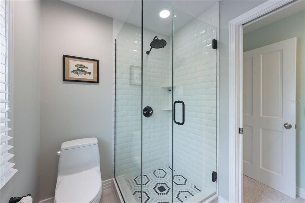 For Sale: $2,799,000 (3 beds, 3 baths, 2352 Square Feet)