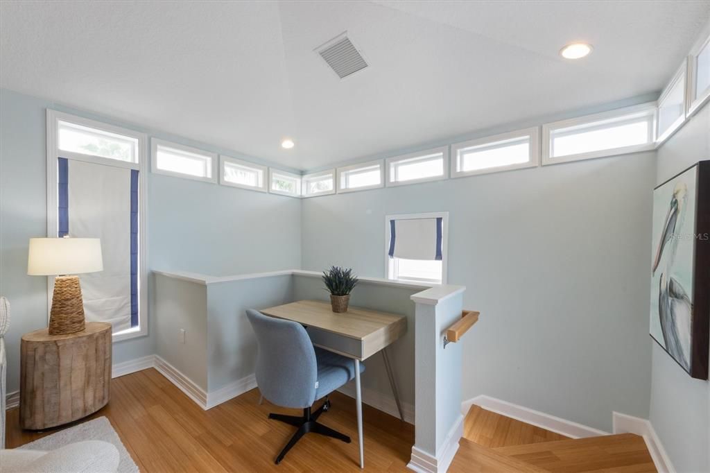 For Sale: $2,799,000 (3 beds, 3 baths, 2352 Square Feet)