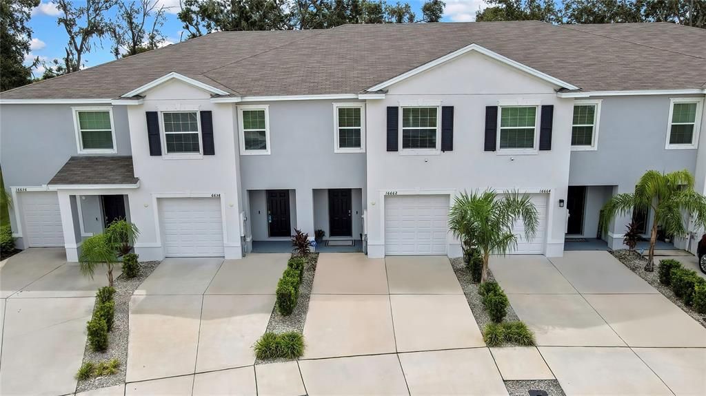 На продажу: $289,900 (3 спален, 2 ванн, 1695 Квадратных фут)