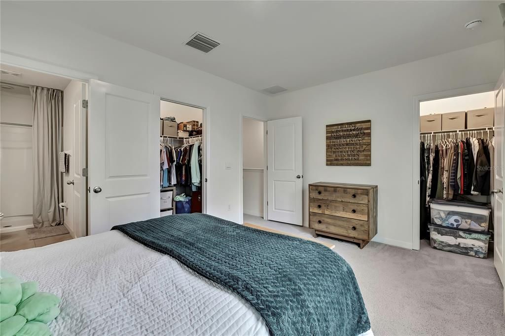 На продажу: $289,900 (3 спален, 2 ванн, 1695 Квадратных фут)