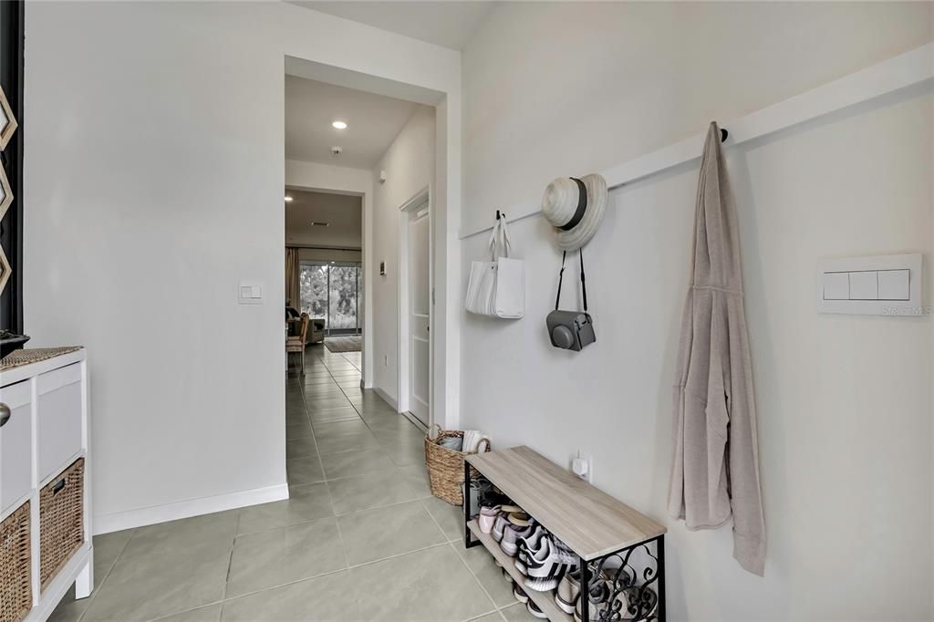 На продажу: $289,900 (3 спален, 2 ванн, 1695 Квадратных фут)