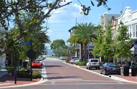 待售: $429,999 (4 贝兹, 3 浴室, 2486 平方英尺)