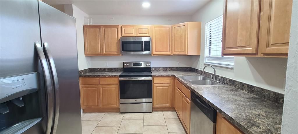 待售: $189,900 (2 贝兹, 2 浴室, 1152 平方英尺)