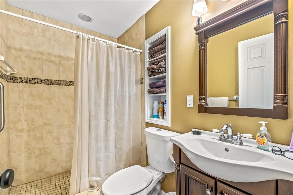 待售: $235,000 (3 贝兹, 2 浴室, 1542 平方英尺)