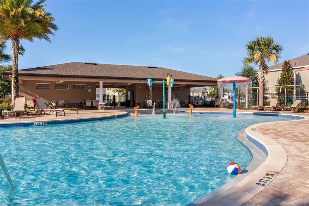 Active With Contract: $569,999 (5 beds, 3 baths, 3247 Square Feet)