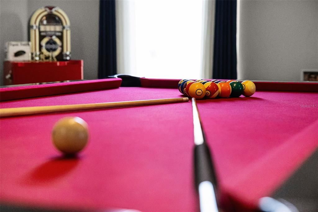 Active With Contract: $569,999 (5 beds, 3 baths, 3247 Square Feet)